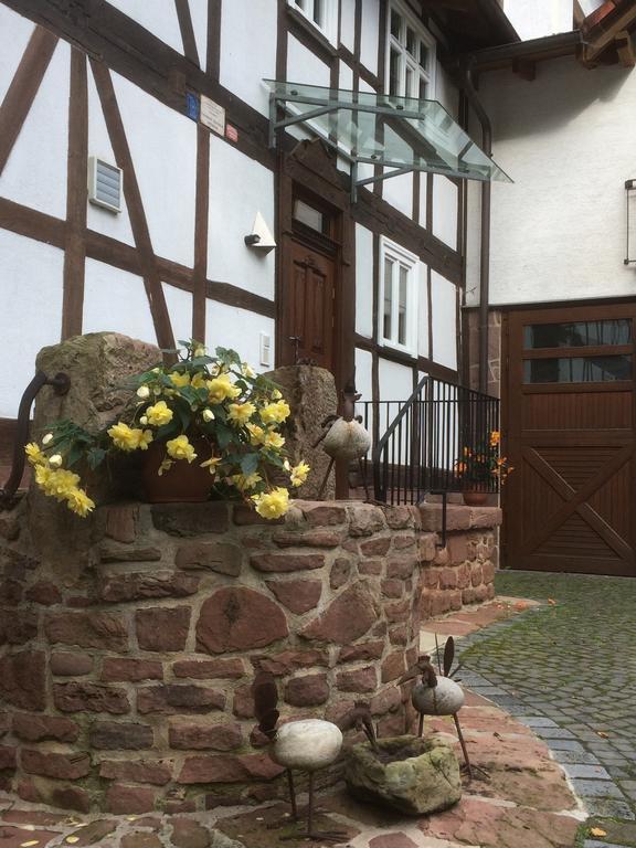 Pension Untere Muehle Burghaun Eksteriør billede